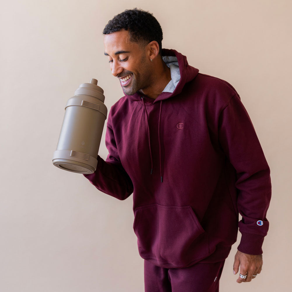 78-oz-titan-bottle-pastel-collection-b9 32_Manna_Website_Lifestyles_Titan_Darker_2.jpg