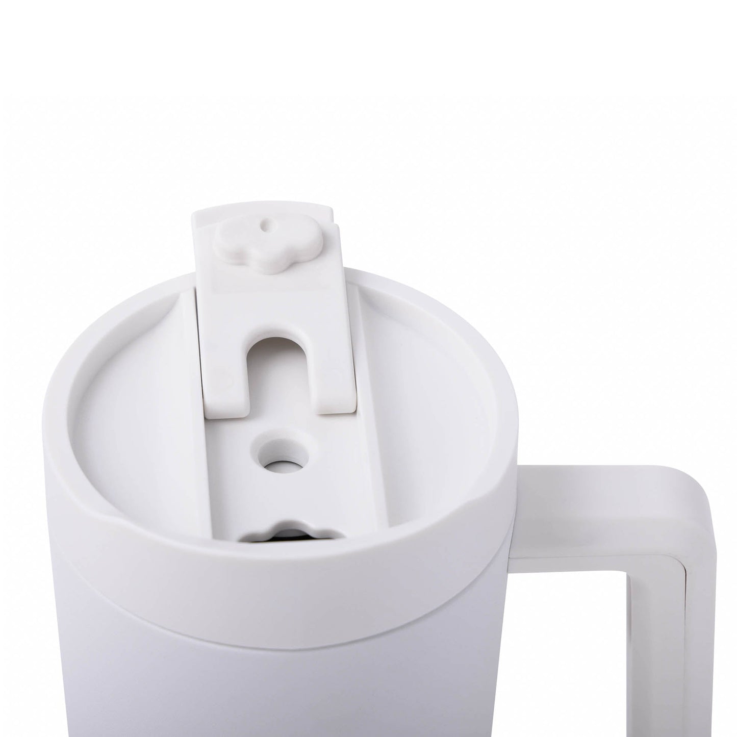 40-oz-top-tumbler-l5 CoreHome_MannaHydration_Whites_Raw-51.jpg