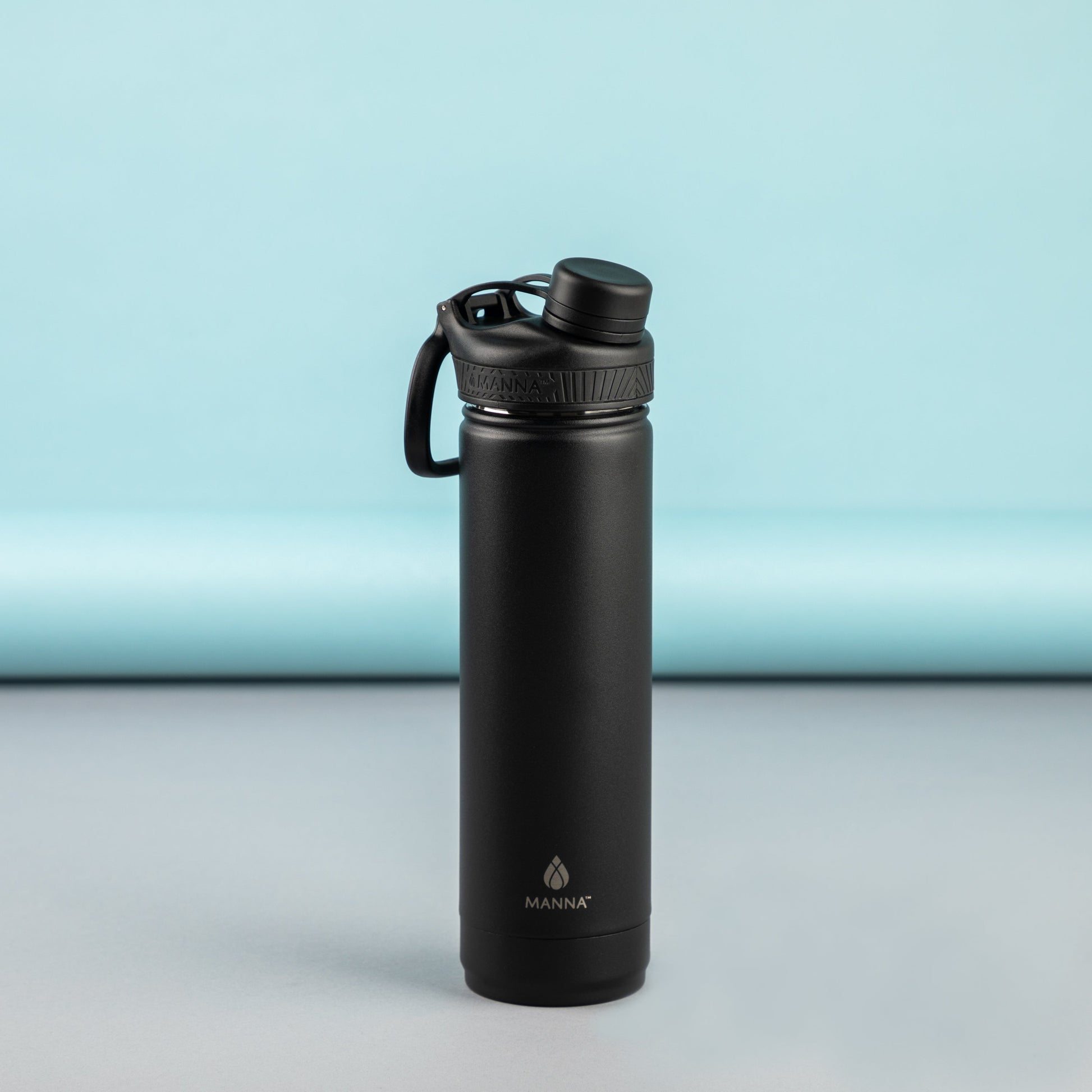 26-oz-saratoga-bottle-o3 MAN_Website_Saratoga_05.jpg